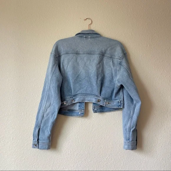 Good American Cropped Denim Jacket - Picture 6 of 11